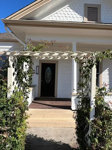 22220 G St Photo 1