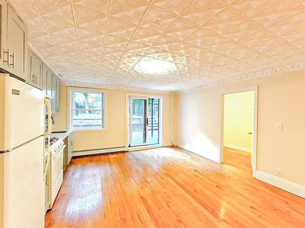 31 2nd Place image 1 of 13