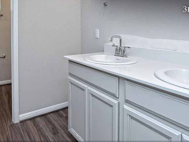 533 Gabrielle Anne Dr — Photo 9
