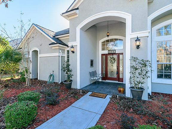 2nd image of 2816 Country Club Blvd