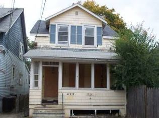 422 Cleveland Ave, Trenton, NJ 08629