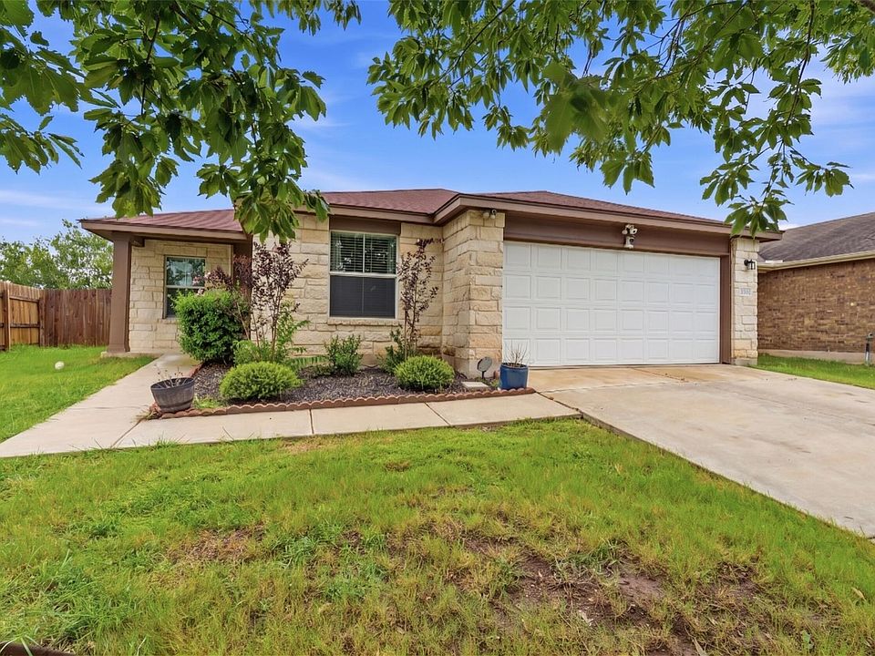 1st image of 18512 Great Falls Dr