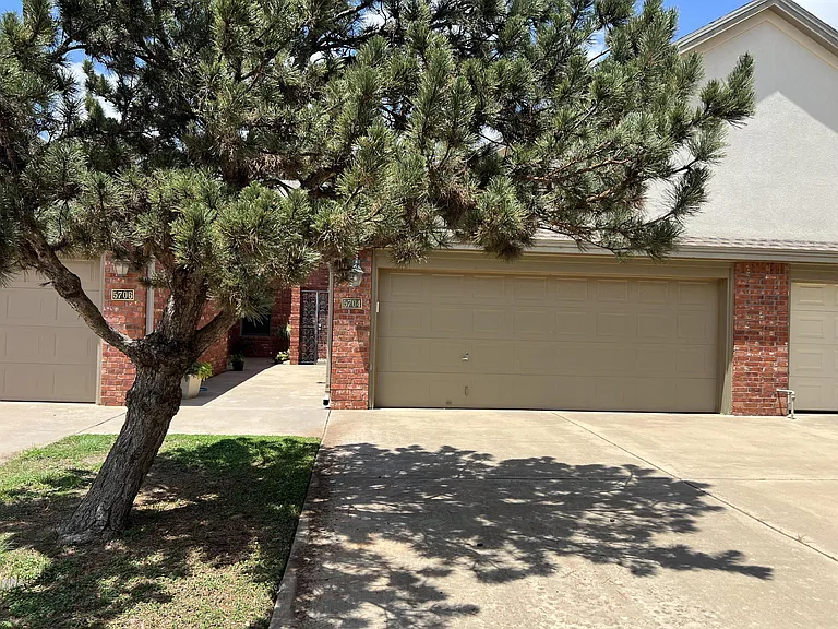 5704 York Ave — Photo 1
