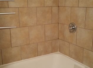 2805 Meadowbrook Dr, Fort Worth, TX 76103