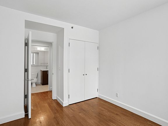 5th image of 225 Schermerhorn St APT 5G