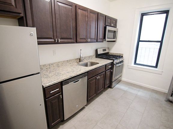 2nd image of 4706 45th St APT A5