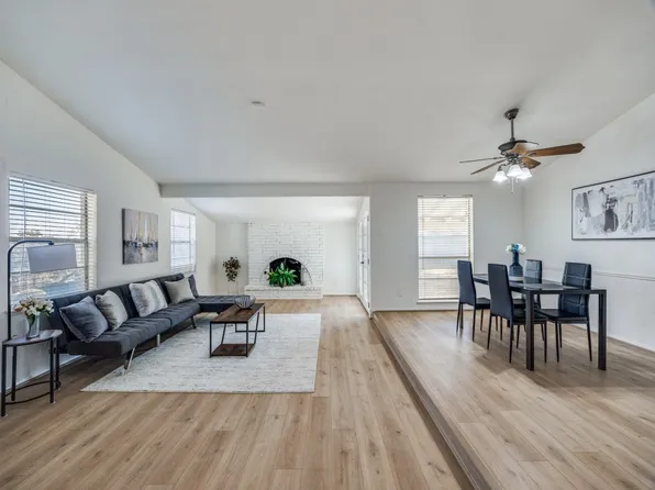 1822 Woodbury, Carrollton, TX 75007