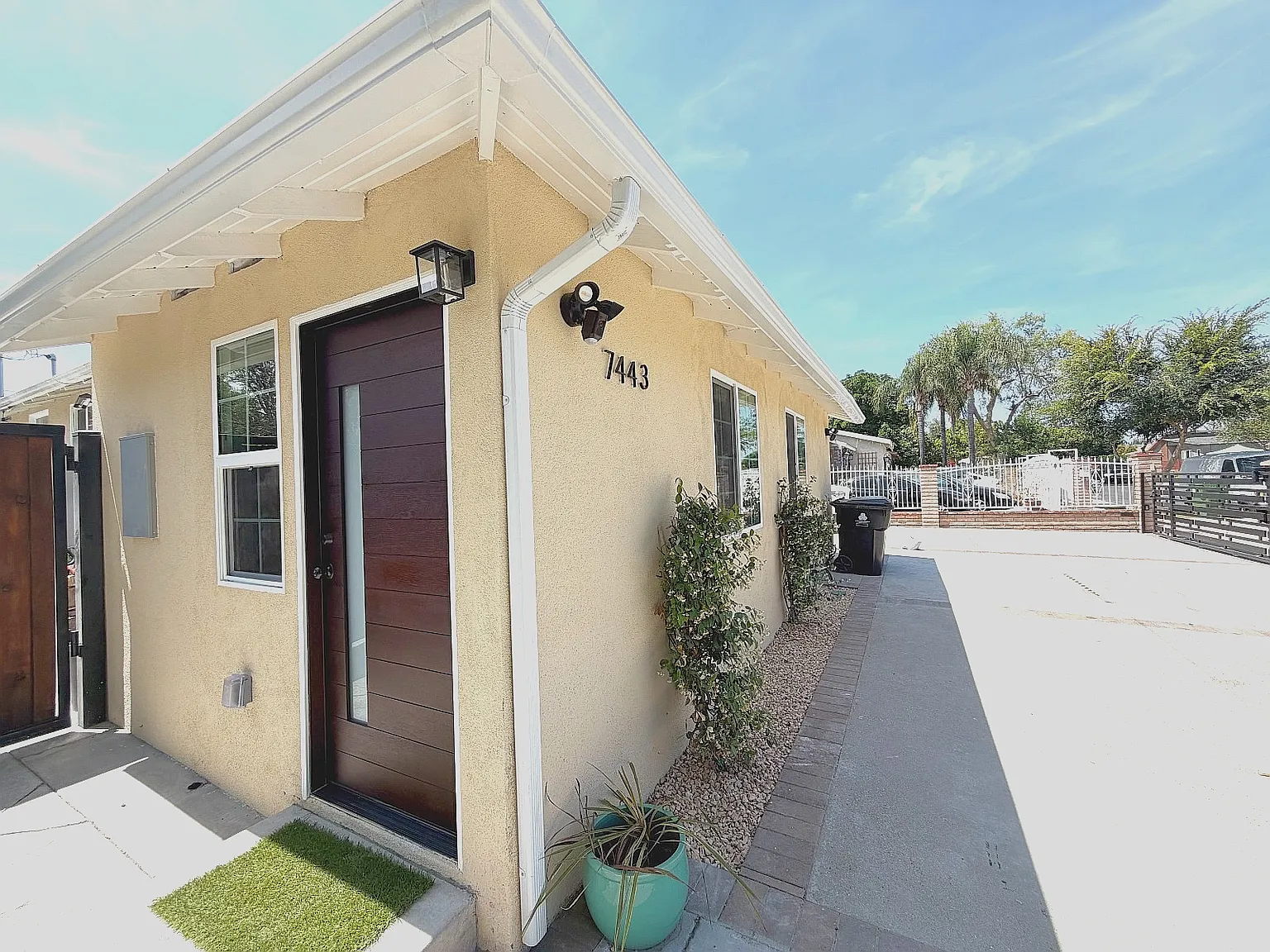 1 bed, $1,800 — Photo 1