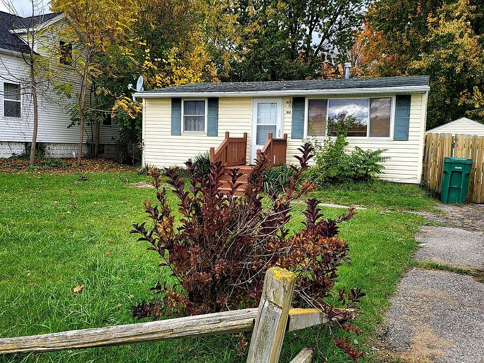 1st image of 1145 Davis St