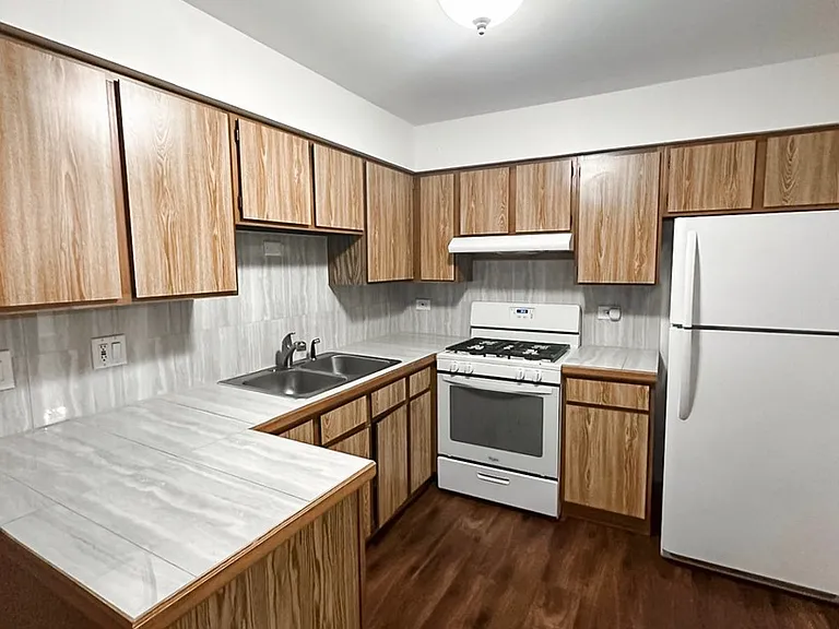 4627 Eberly Ave #2S — Photo 3