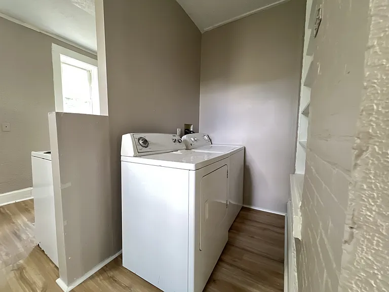 651 Caledonia Pl #1 — Photo 4