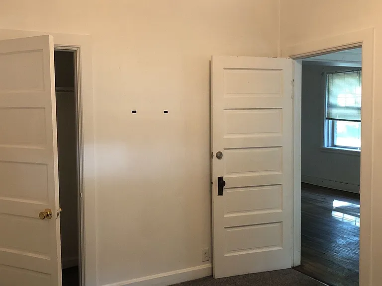 405 NE Oak St — Photo 57