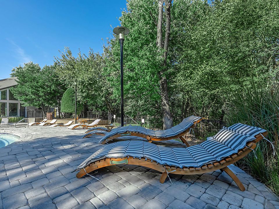 1st image of 3808 Post Oak Blvd #1106