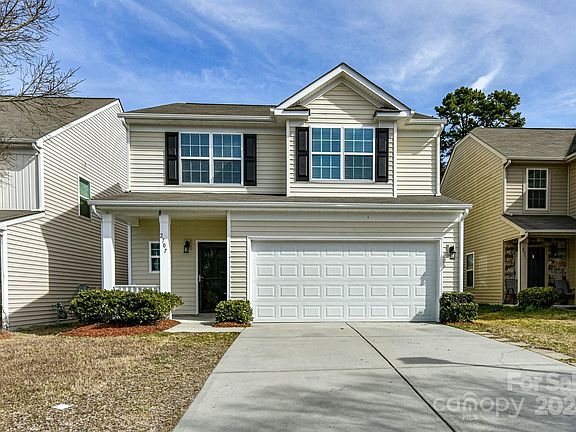 3rd image of 2707 Hunters Moon Ln