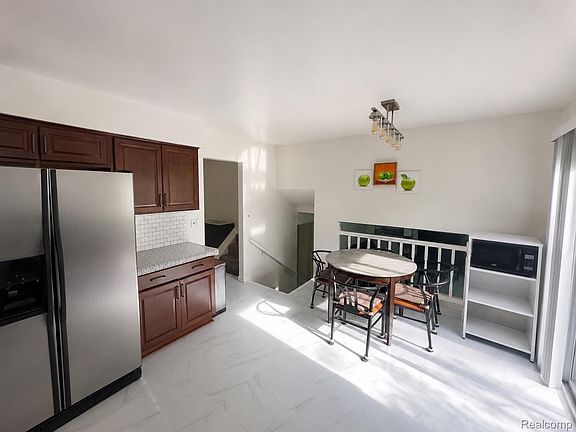 5th image of 3757 Oxley Dr