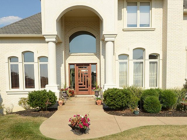 1st image of 10737 Stratton Cir