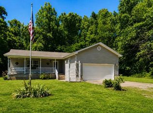 101 Bear Ln, Seneca, MO 64865