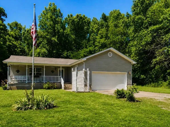 101 Bear Ln, Seneca, MO 64865