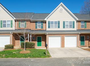 2021 Lennox Square Rd, Charlotte, NC 28210