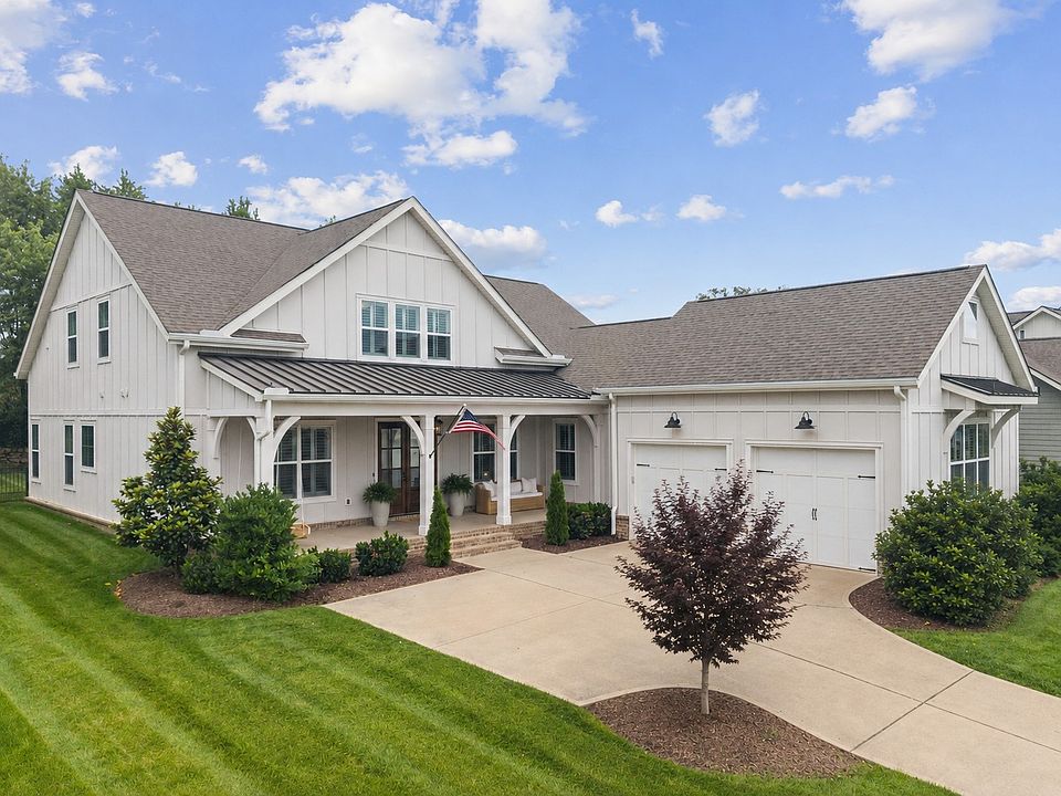 1st image of 994 Spruce Ridge Ln