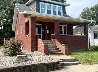 404 W Church St, Benton, IL 62812