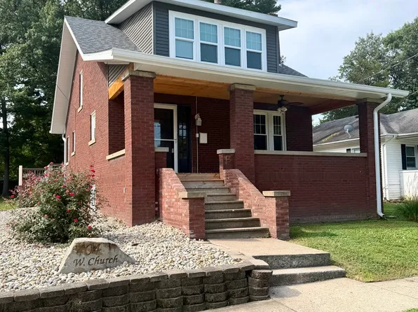 404 W Church St, Benton, IL 62812