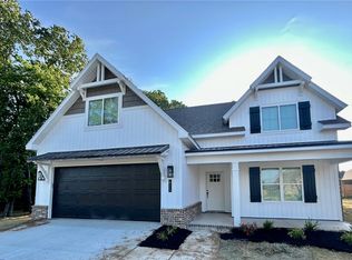 601 Pennington Ave, Prairie Grove, AR 72753