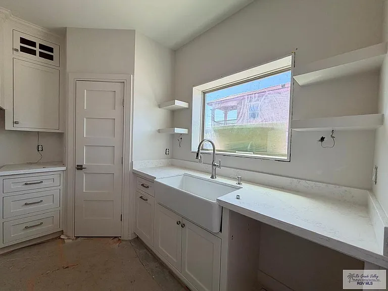 2200 Laredo Rd #12 — Photo 19