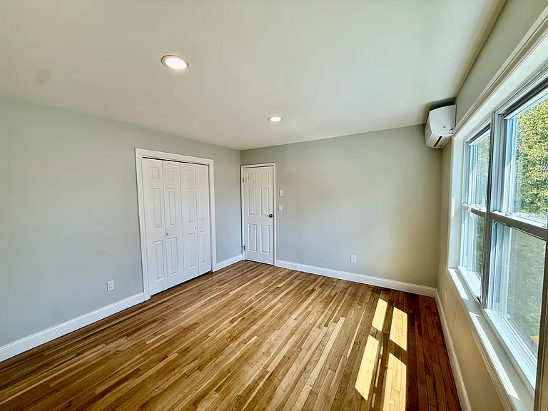 10 Elmwood St #12 — Photo 21
