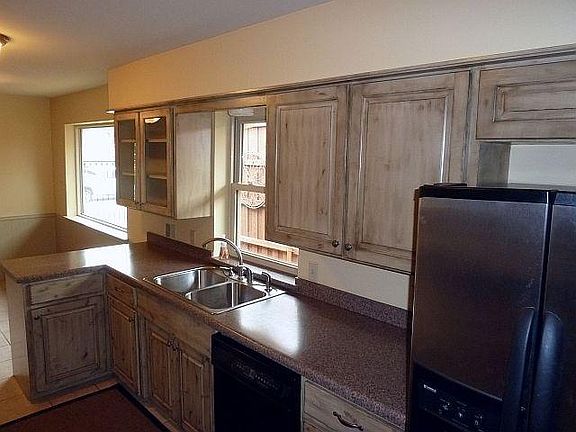 2nd image of 7459 Whispering Pines Dr