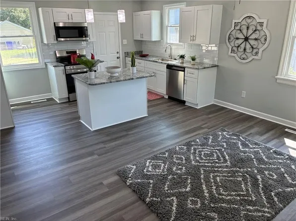 6376 Palem Rd, Norfolk, VA 23513