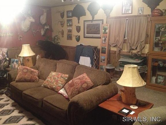 3rd image of 1133 Union Grove Ave