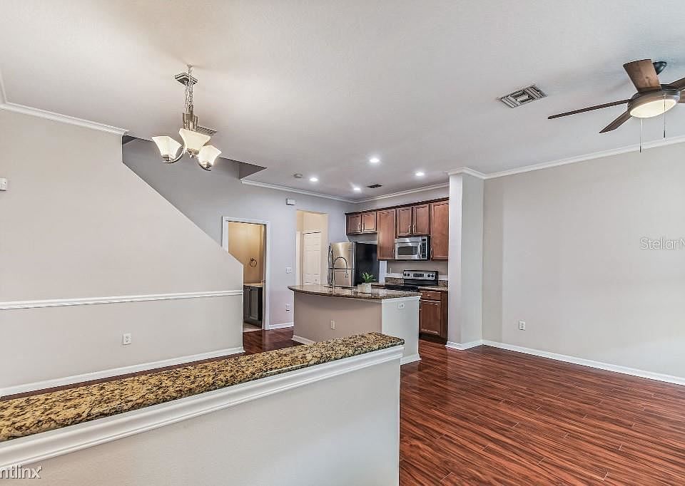 1st image of 7417R Arlington Grove Cir
