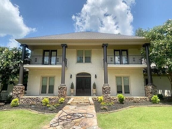 2nd image of 121 Christy Way