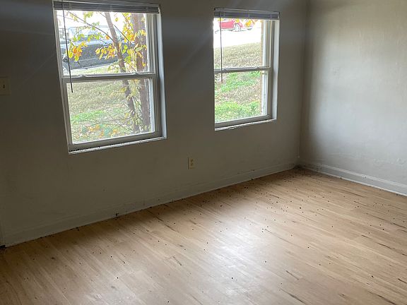 3rd image of 801 E McCarty St APT 5