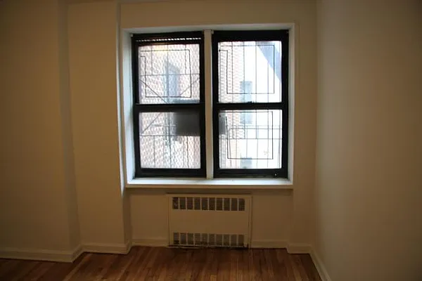 Rented by Lang Realty LLC | media 34