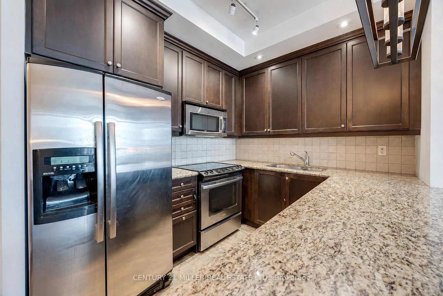 2 bed, $3,900 — Photo 4