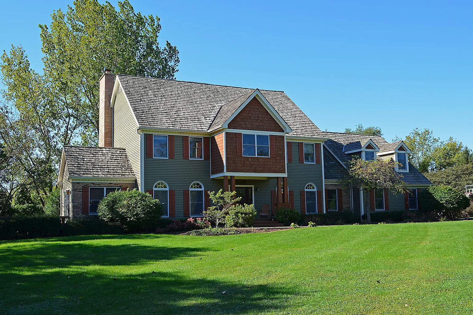 2308 Harrow Gate Dr photo 1