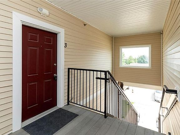 2nd image of 1845 SW White Birch Cir Unit 3