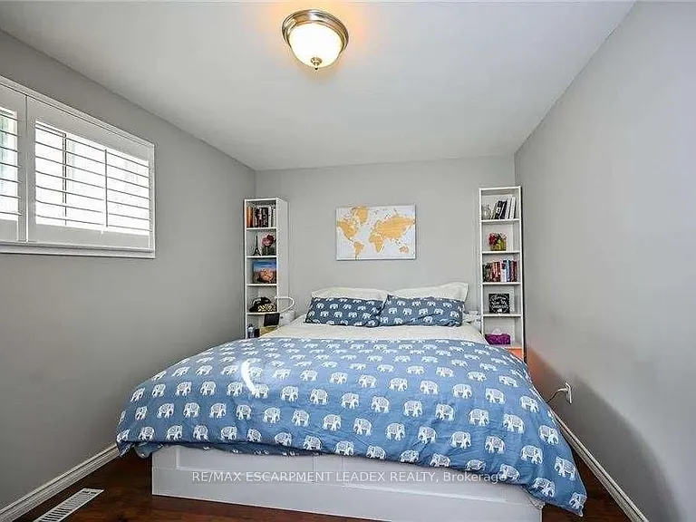 39 Glen Vista Dr — Photo 10