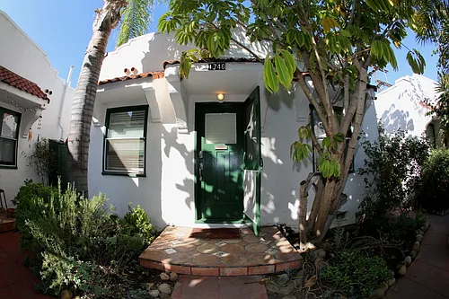 1746 29th St Photo 1