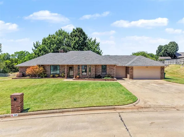 709 Azalea Hill Dr, Yukon, OK 73099