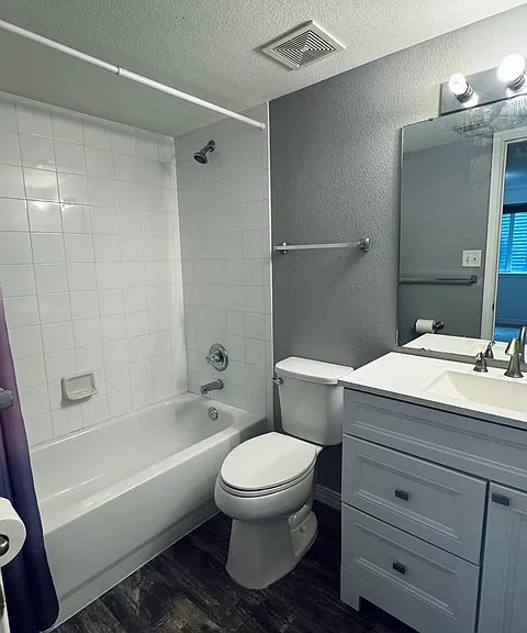 420 N Parkside Dr #C — Photo 13