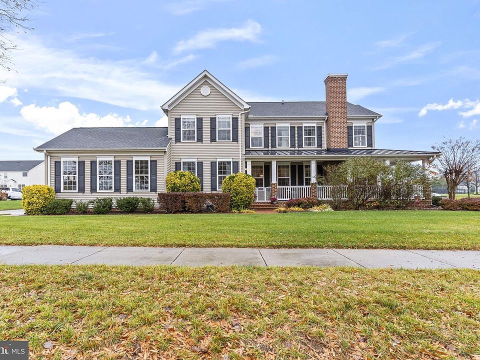 1st image of 23581 Gallent Fox Way