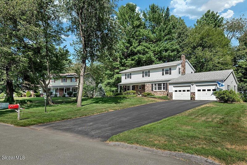 4th image of 96 Appletree Lane