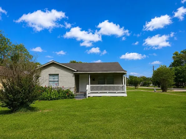 202 N Logan St, Texas City, TX 77590