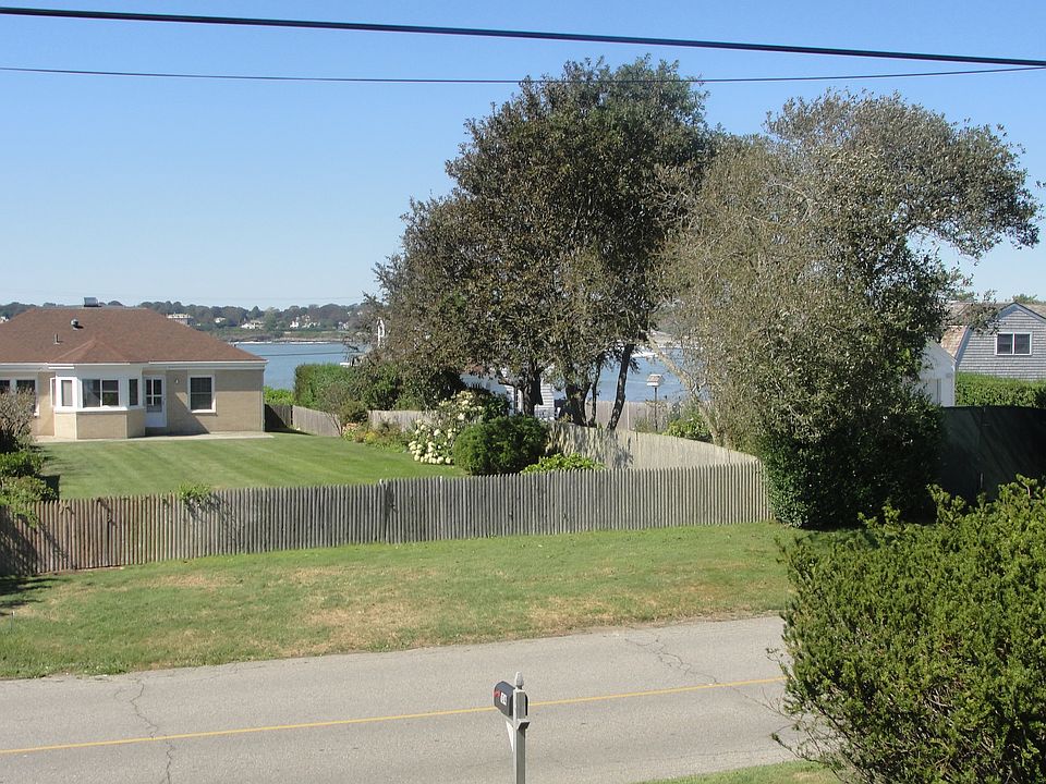 104 Tuckerman Ave, Middletown, RI 02842 Zillow