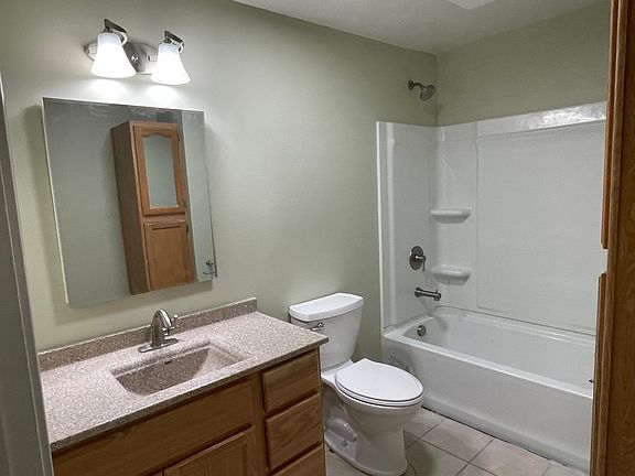 5th image of 12079 Johnson St