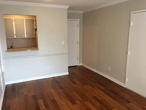 1 bed, 528 sqft, $1,050 — Photo 3