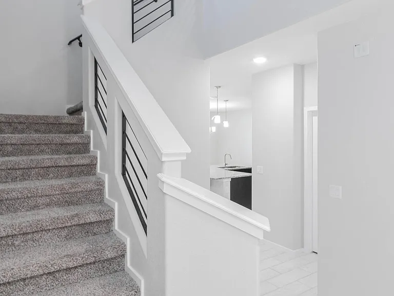 13909 Summer View Ave — Photo 9